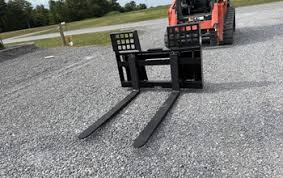 2020 Jenkins Pallet forks 5' wide 6' forks